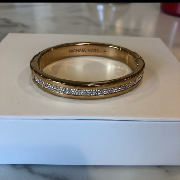 GORGEOUS MICHAEL KORS BRACLET BNWT - Picture 1 of 12